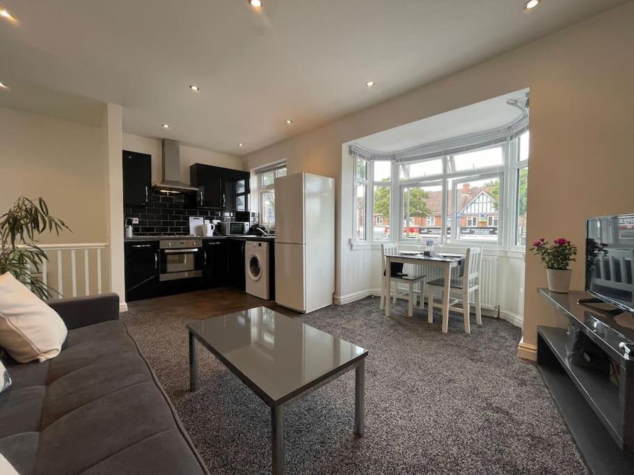 Kingsbury Apt 2 Birmingham Luaran gambar